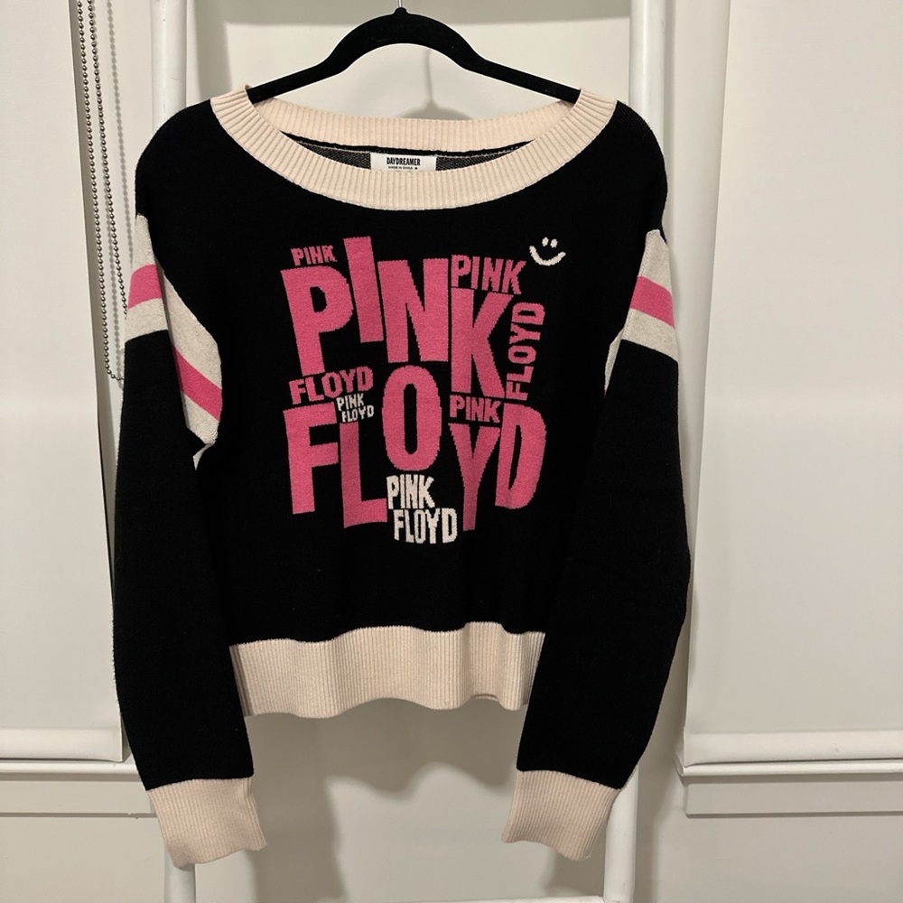Pink Floyd crewneck sweater #PinkFloyd
Women’s size: M
Daydreamer